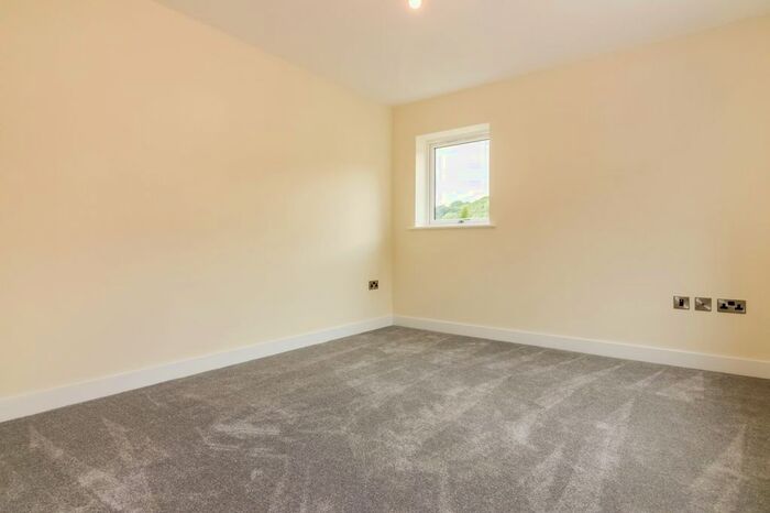 5 Bedroom Detached House For Sale In Fold Farm Lane, Netherton, Huddersfield, HD4