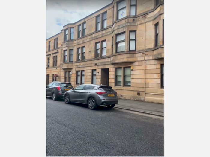 2 Bedroom Flat To Rent In Kilnside Road, Paisley, PA1