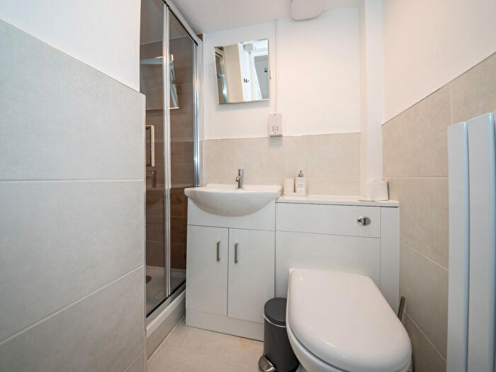 1 Bedroom Flat To Rent In Alexandra Road, Reading, RG1