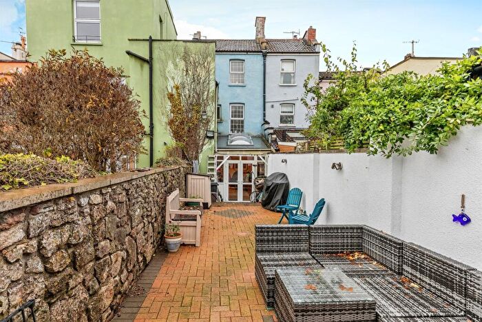 3 Bedroom House To Rent In Station Road, Shirehampton, Bristol, BS11