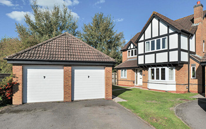 4 Bedroom Detached House For Sale In Cornflower Way, Melksham, SN12