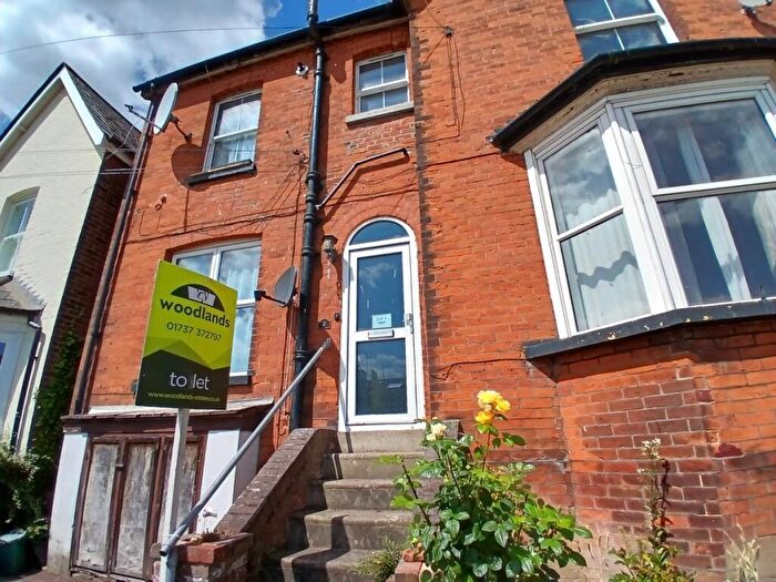 1 Bedroom Flat To Rent In St Johns Terrace Road, Redhill, RH1