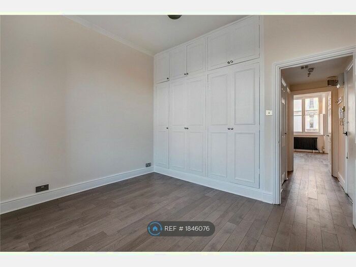 1 Bedroom Flat To Rent In St. Georges Drive, London, SW1V