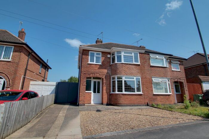 3 Bedroom Semi-Detached House To Rent In Kingsway, Braunstone, Leicester, LE3