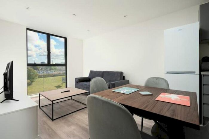 1 Bedroom Flat To Rent In Bevington Bush, Liverpool, L3