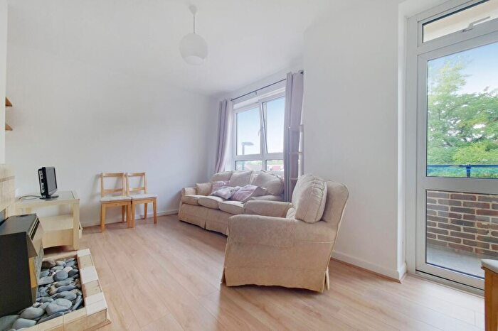 4 Bedroom Flat To Rent In Idonia Street, Maple House Idonia Street, SE8
