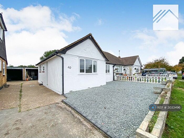 2 Bedroom Bungalow To Rent In Small Gains Avenue, Canvey Island, SS8