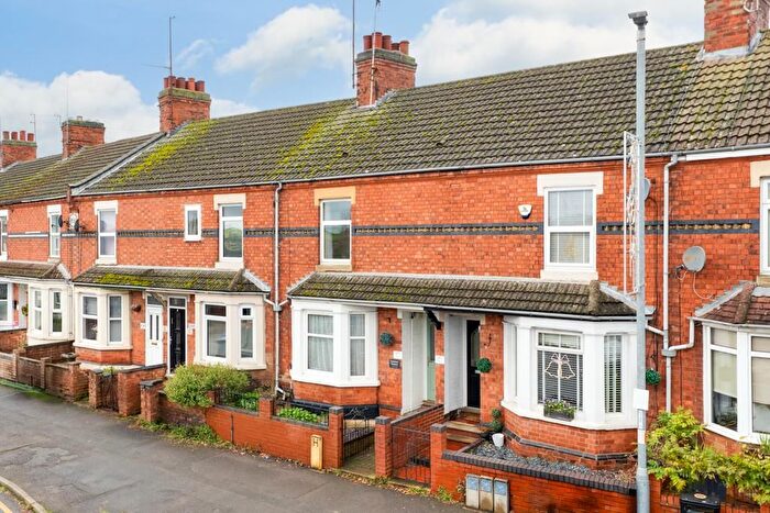 3 Bedroom Terraced House For Sale In High Street, Burton Latimer, NN15