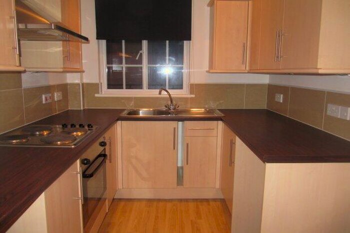 2 Bedroom Flat To Rent In Highgate Hill, Hawkhurst, TN18