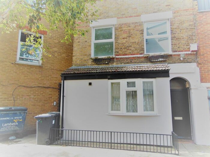 3 Bedroom Detached House To Rent In Station Avenue, London, SW9
