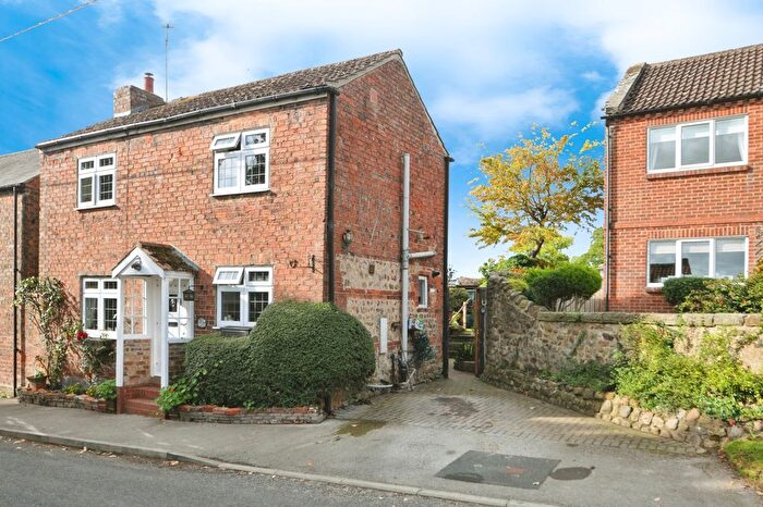 2 Bedroom Cottage For Sale In Moor Lane, Arkendale, Knaresborough, North Yorkshire, HG5