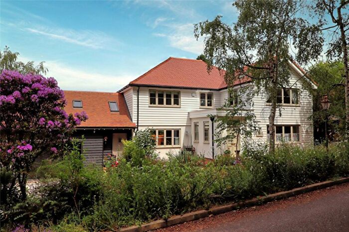 4 Bedroom Detached House For Sale In Stacey Drive, Langdon Hills, Basildon, Essex, SS16