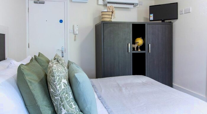 1 Bedroom Studio To Rent In 101-105 Gower Street, London WC1E