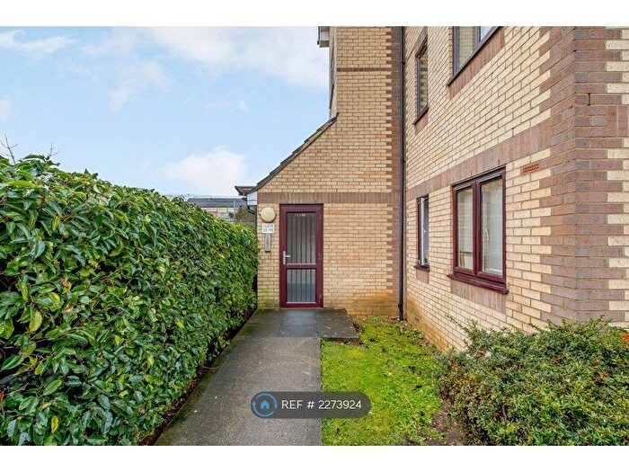 1 Bedroom Flat To Rent In Jack Clow Road, London, E15