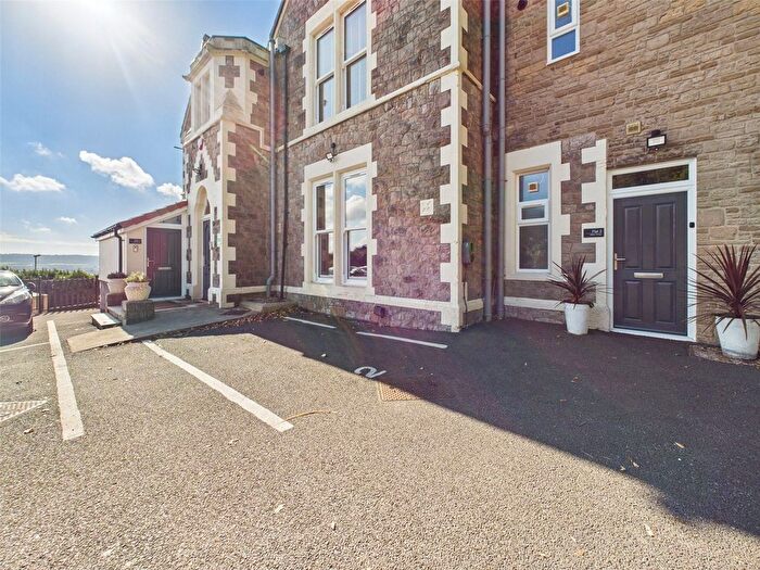 3 Bedroom Flat For Sale In South Road, Weston-Super-Mare, North Somerset, BS23