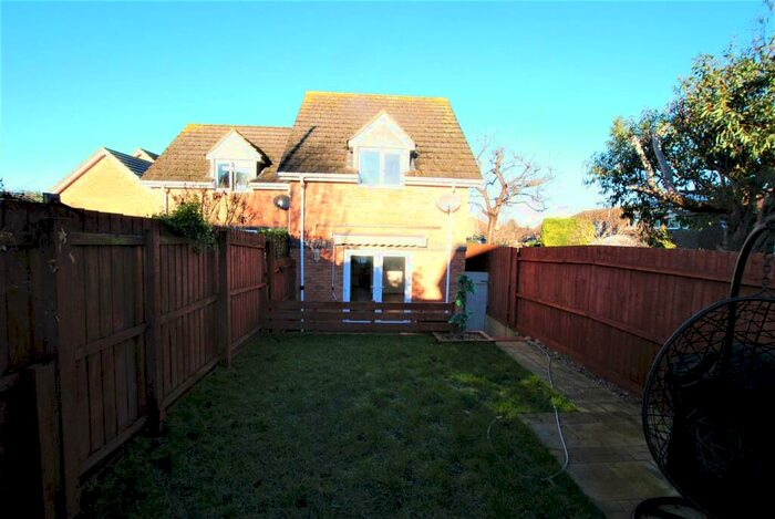 2 Bedroom Semi-Detached House To Rent In Fairmead Crescent, Rushden, NN10