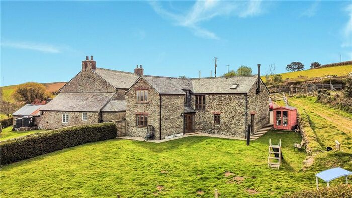 4 Bedroom Detached House For Sale In Saltash, Cornwall, PL12