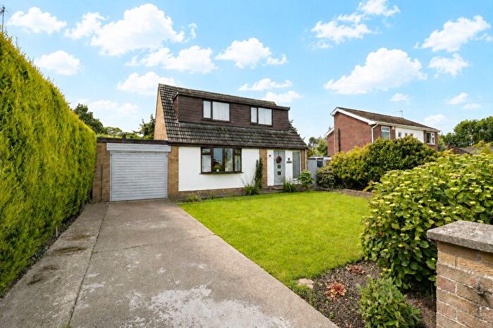 2 Bedroom Detached Bungalow For Sale In Saxon Close, Barton-Upon-Humber, DN18