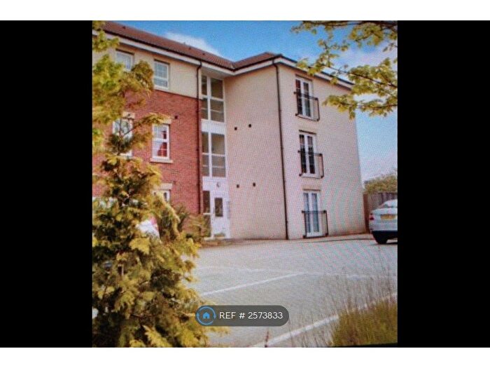 2 Bedroom Flat To Rent In Acklam Court, Beverley, HU17