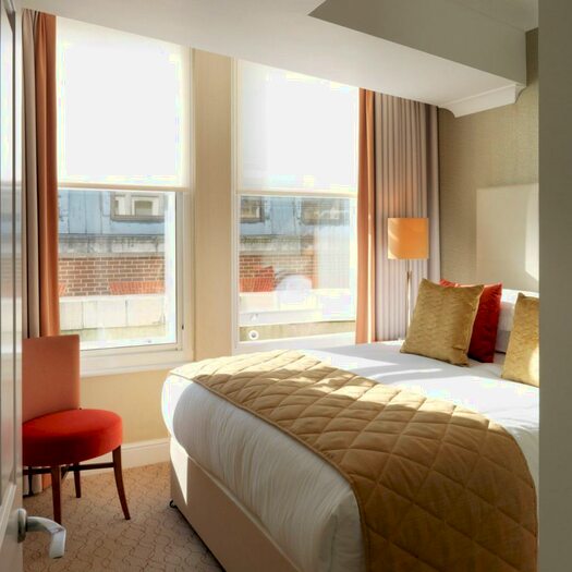 1 Bedroom Flat To Rent In Bow Lane, City, London, EC4M