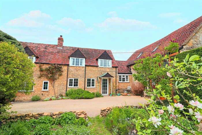 3 Bedroom Cottage For Sale In Conderton, Tewkesbury, GL20