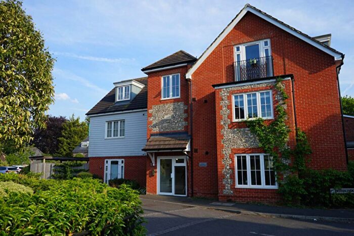 1 Bedroom Flat For Sale In Oakford Court, Henley-On-Thames, RG9