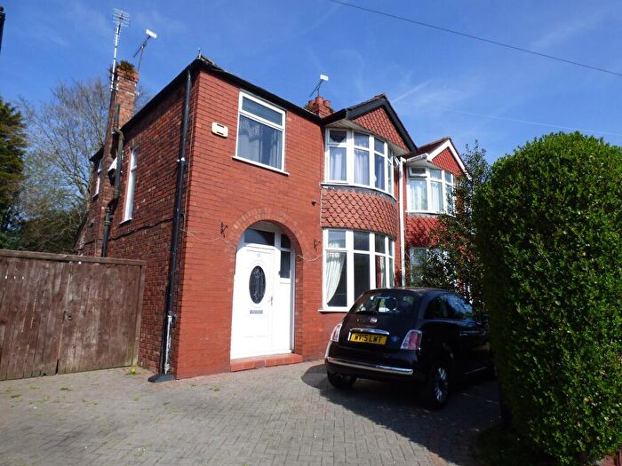 3 Bedroom Semi-Detached House To Rent In Ludlow Road, Stockport, SK2