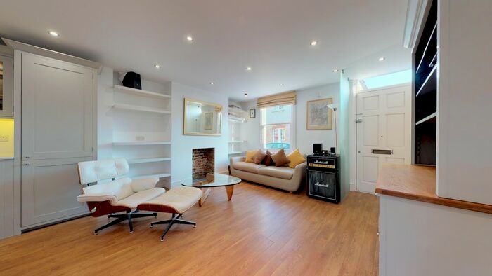 3 Bedroom Flat To Rent In Straightsmouth, London, SE10