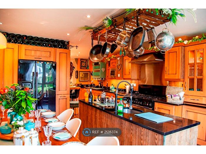 1 Bedroom Flat To Rent In Bodorgan Road, Bournemouth, BH2