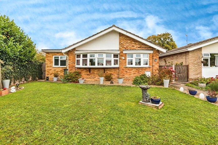3 Bedroom Detached Bungalow For Sale In Greenbank, Halesworth, IP19