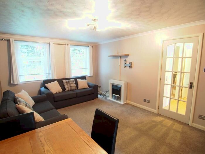 2 Bedroom Flat To Rent In Millside Terrace, Peterculter, AB14