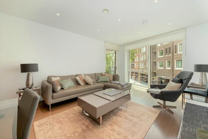 3 Bedroom Flat To Rent In Stock House, London, SE17