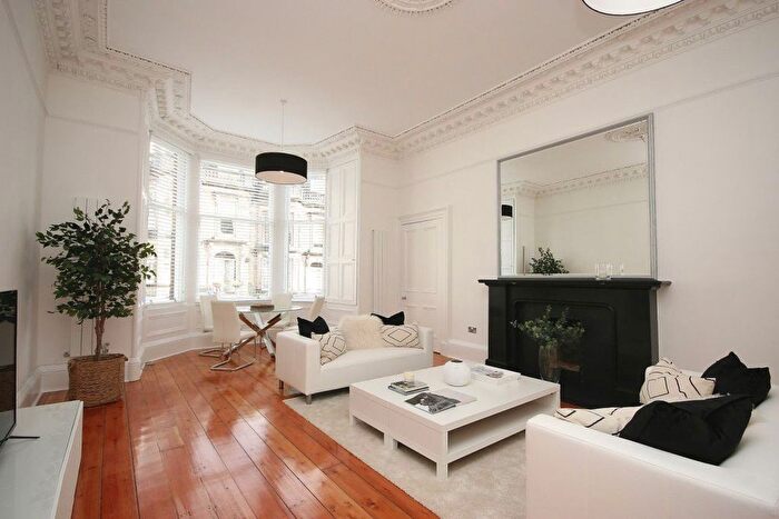 1 Bedroom Flat To Rent In Coates Gardens, West End, Edinburgh, EH12