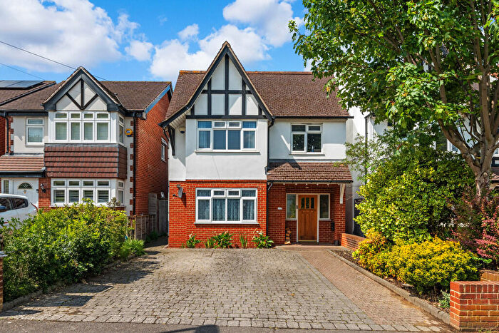 4 Bedroom Detached House For Sale In Salcott Road, Beddington, CR0