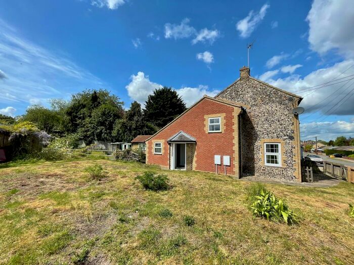 2 Bedroom Cottage To Rent In Thetford Road, Brandon, IP27