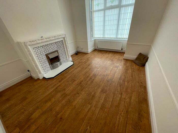 2 Bedroom Terraced House To Rent In Frimley Drive, Bradford, BD5