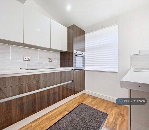 3 Bedroom Terraced House To Rent In Heys Lane, Darwen, BB3