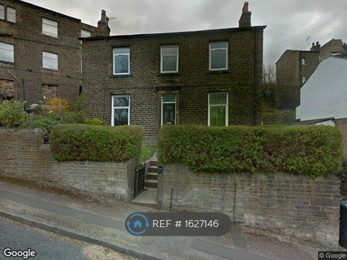 2 Bedroom Terraced House To Rent In Station Lane, Huddersfield, HD4
