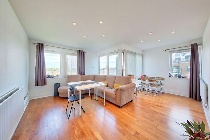 2 Bedroom Flat For Sale In Warren House, Beckford Close, Kensington, W14