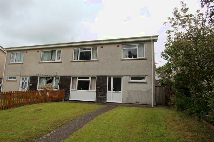 3 Bedroom House For Sale In Bro Henllys, Felinfach, Lampeter, SA48