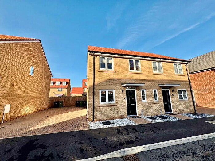 3 Bedroom Semi-Detached House To Rent In Jones Hill, Peterborough, Cambridgeshire, PE7