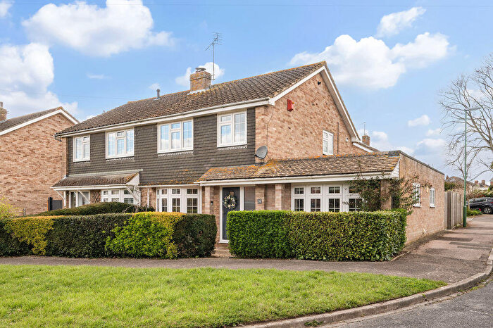 4 Bedroom Semi-Detached House For Sale In Ellesmere Orchard, Westbourne, PO10