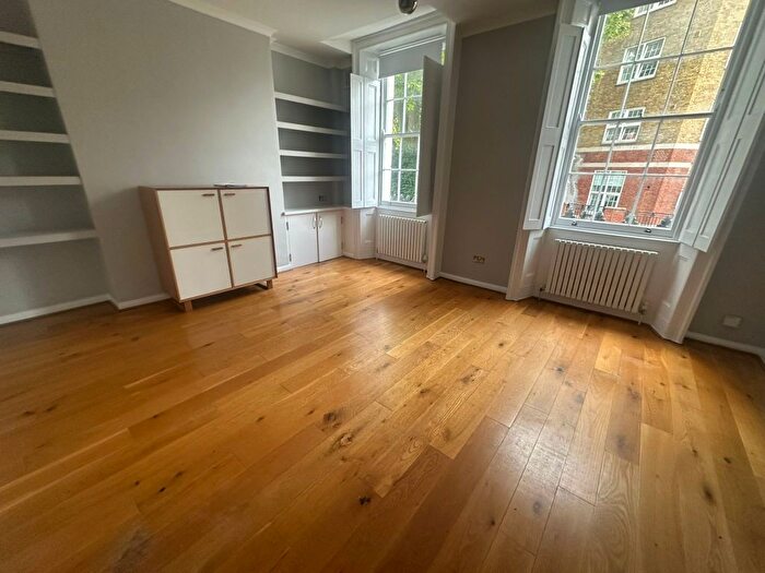 2 Bedroom Flat To Rent In Wren Street, London, WC1X