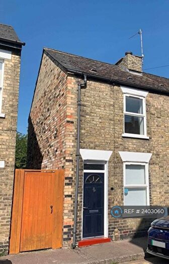 2 Bedroom End Of Terrace House To Rent In Ainsworth Street, Cambridge, CB1