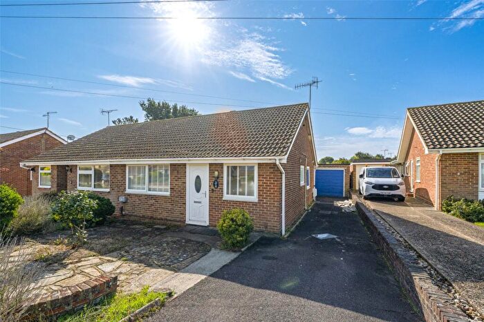 3 Bedroom Bungalow For Sale In Wayside Avenue, Worthing, West Sussex, BN13