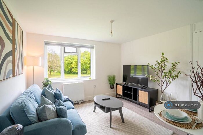 1 Bedroom Flat To Rent In Langland Road, Netherfield, Milton Keynes, MK6