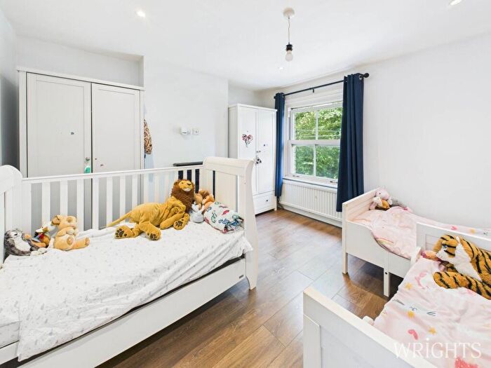 2 Bedroom Terraced House For Sale In Chantry Lane, Hatfield, AL10