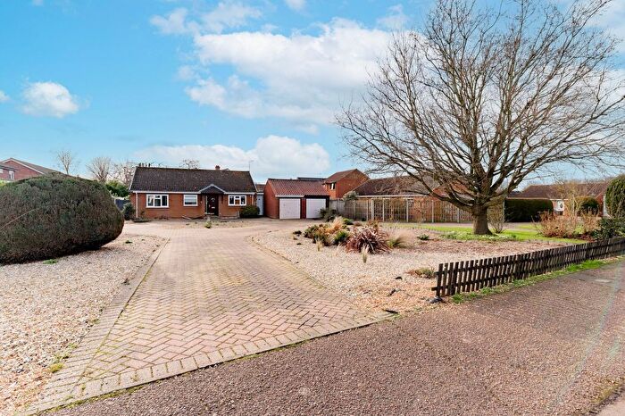 3 Bedroom Detached Bungalow For Sale In Highfield Road, Dereham, NR19