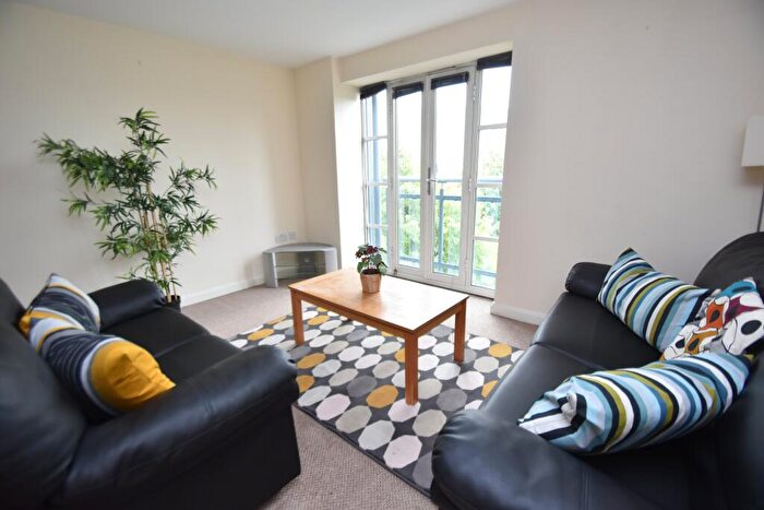 2 Bedroom Flat To Rent In The Granary, Magretion Place, Cardiff Bay, CF10