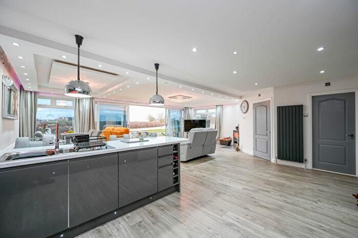 3 Bedroom Semi-Detached House For Sale In Woods Close, Haskayne, Ormskirk, L39